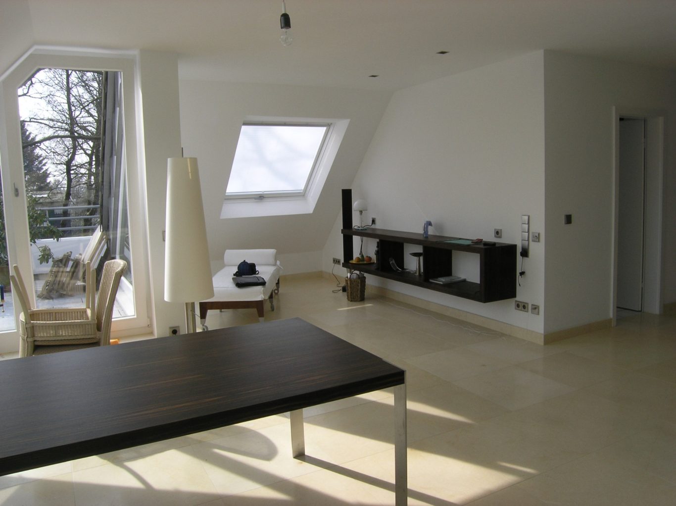 Wandsideboard & Tisch