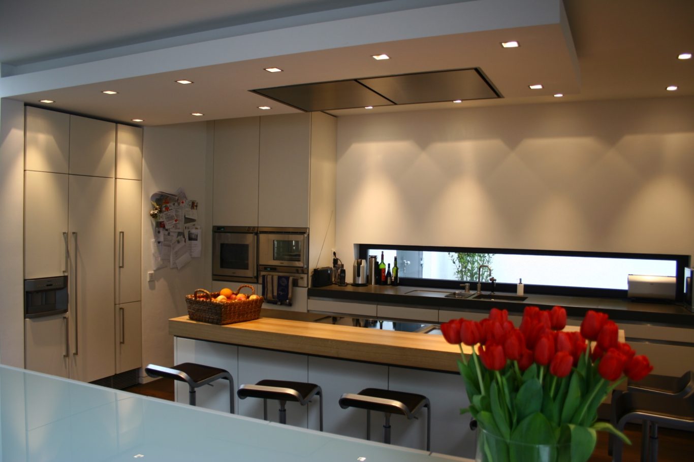 Küche Weißlack, Eiche & Grauwacke